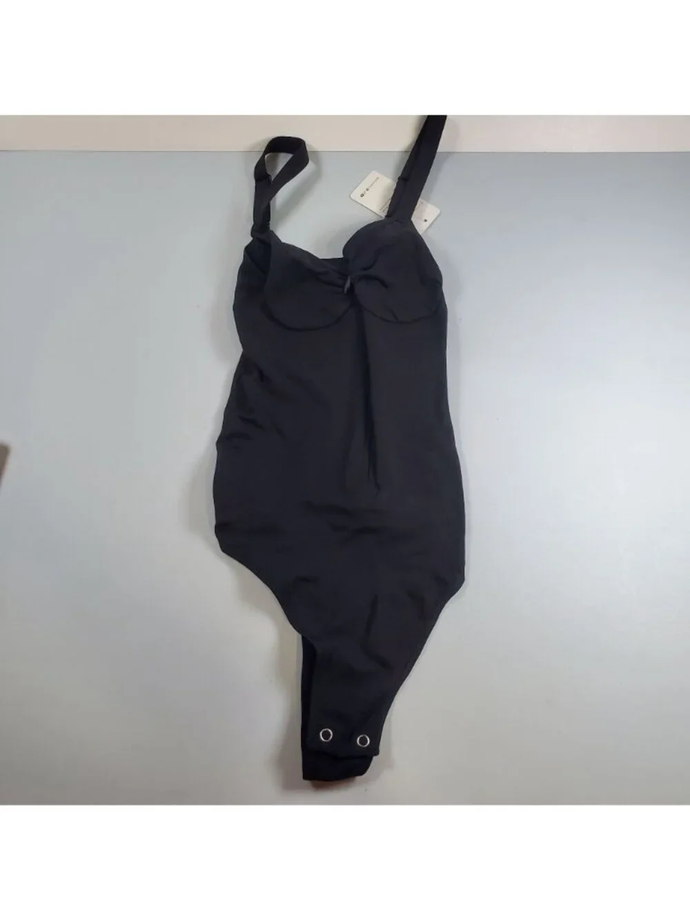 FeelinGirl Seamless Covered Bust Bodysuit Women Size Small NWT Jumpsuit Thong